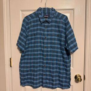 Patagonia Mens Short Sleeves Hemp and Organic Cotton Sz L Button Down Pockets